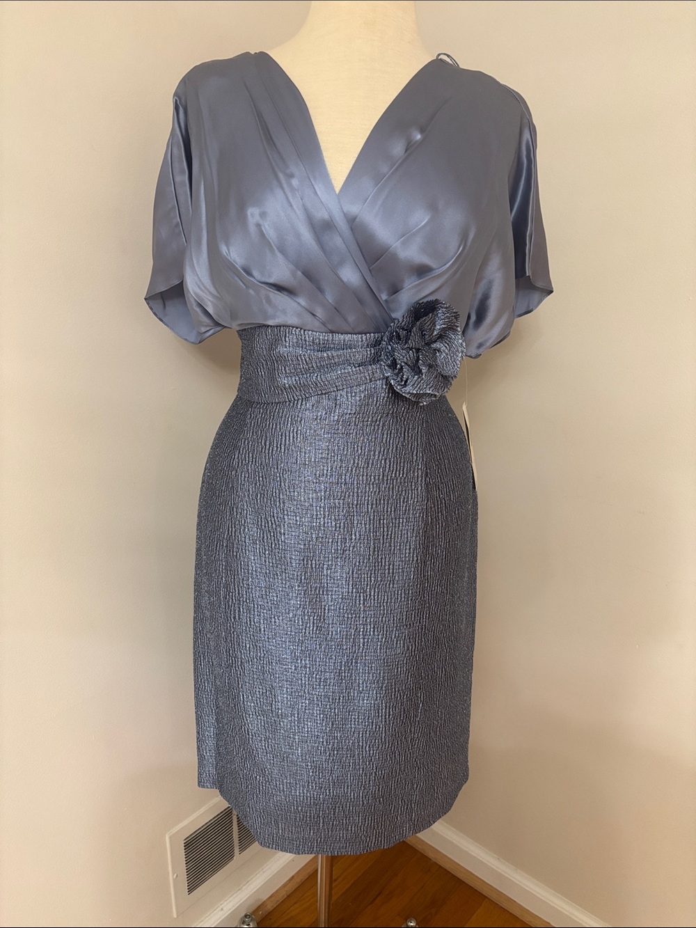 Adrianna Papell Blue Gray Silk Wrap Dress with Waist Flower